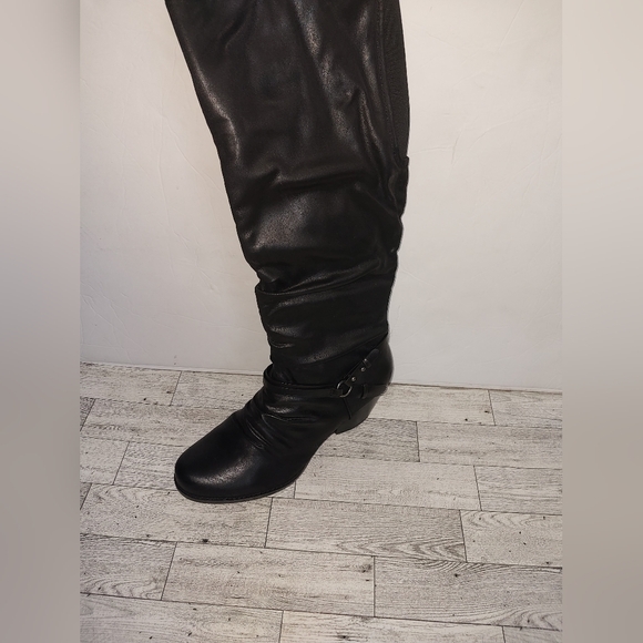 Wear Ever by Bare Traps Black Faux Leather Knee High Heeled Boots - Picture 5 of 5